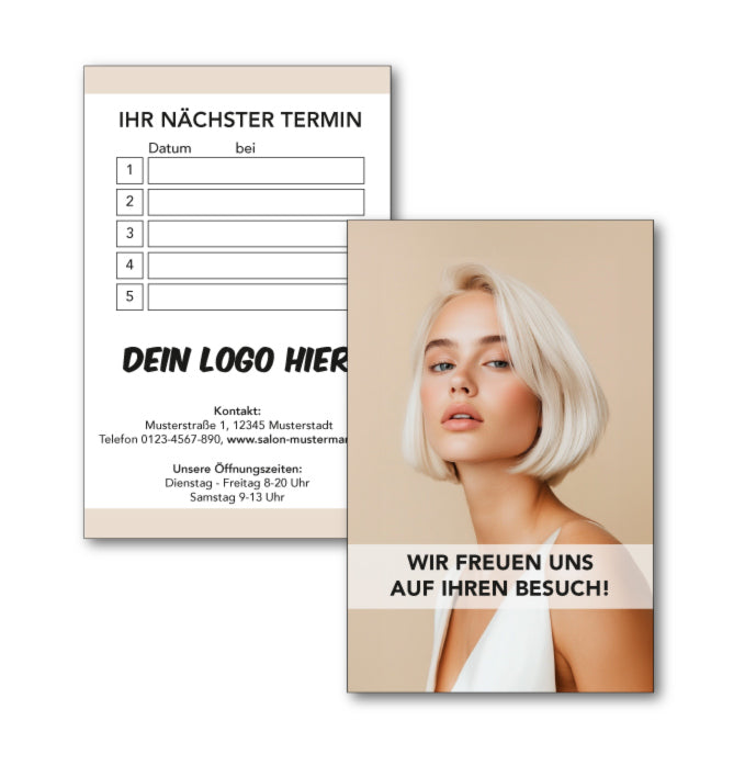 Terminkarte mit dem Motiv "beige". Auf der Vorderseite ein Bild eines Models mit kinnlangen, hellblonden Haaren und der Aufschrift "WIr freuen uns auf Ihren Besuch!". Auf der Rückseite eine Tabelle zum Eintragen der nächsten Termine und Personalisierung mit Logo und Anschrift.